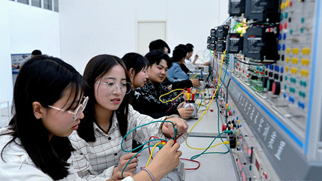 在职业大学读本科（一线调研）