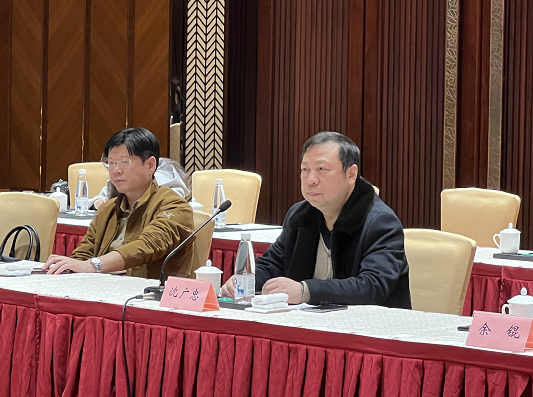<b>中国市场调查研究中心主任、中国国情发展研究院院长沈广忠带队赴江苏省考察调研</b>