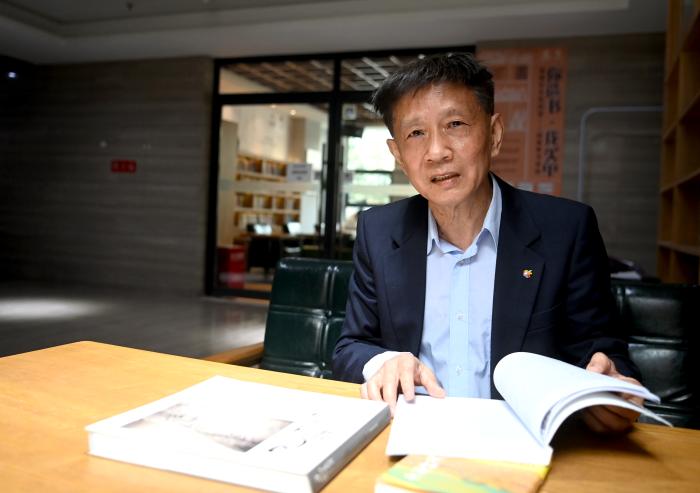 东西问｜黄新路：这本德国小说，如何在九十年后与中国再结缘？