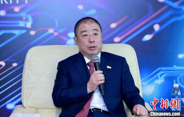 齐向东：AI大模型不是万能钥匙，落地过程警惕安全风险