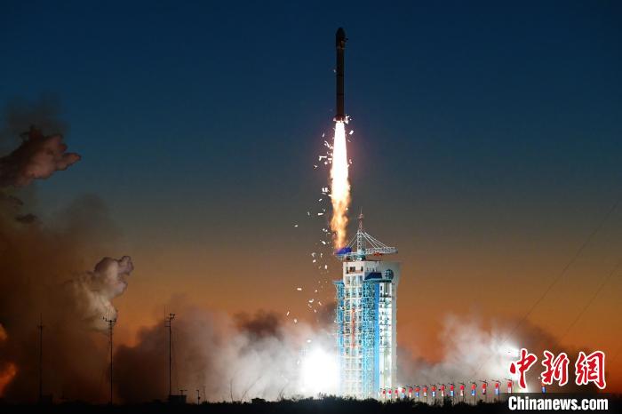 <b>中国成功发射四维高景二号03、04星</b>