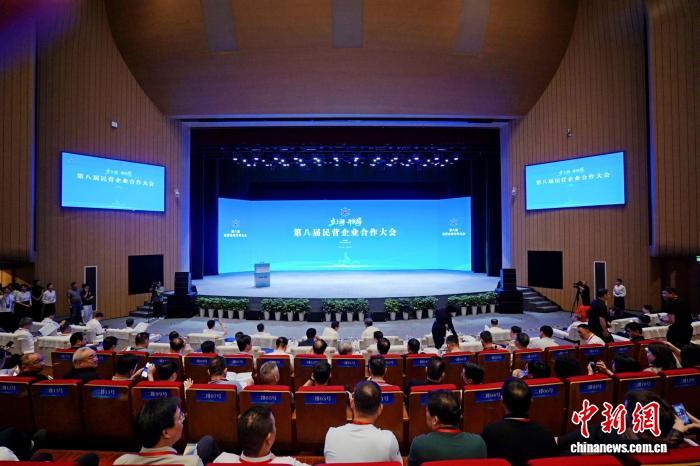 立上游、开新局，民营企业如何以AI实现数智化转型？